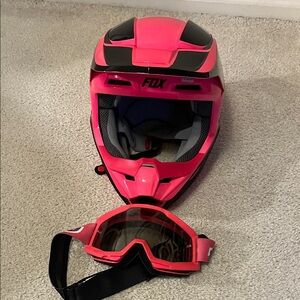 Fox racing adult Pink and Black Helmet with Goggles: adult size small